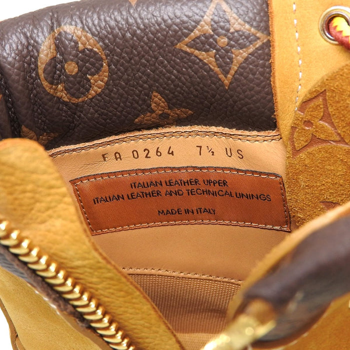 LOUIS VUITTON 
24年製 ティンバーランド レザー 
Timberland コラボ アンクルブーツ 
モノグラム