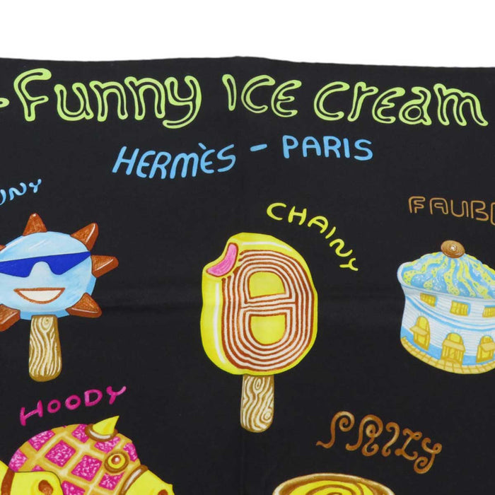 HERMES 
Foulard di seta gelato divertente 
Carré 70 FOULARD GELATO DIVERTENTE