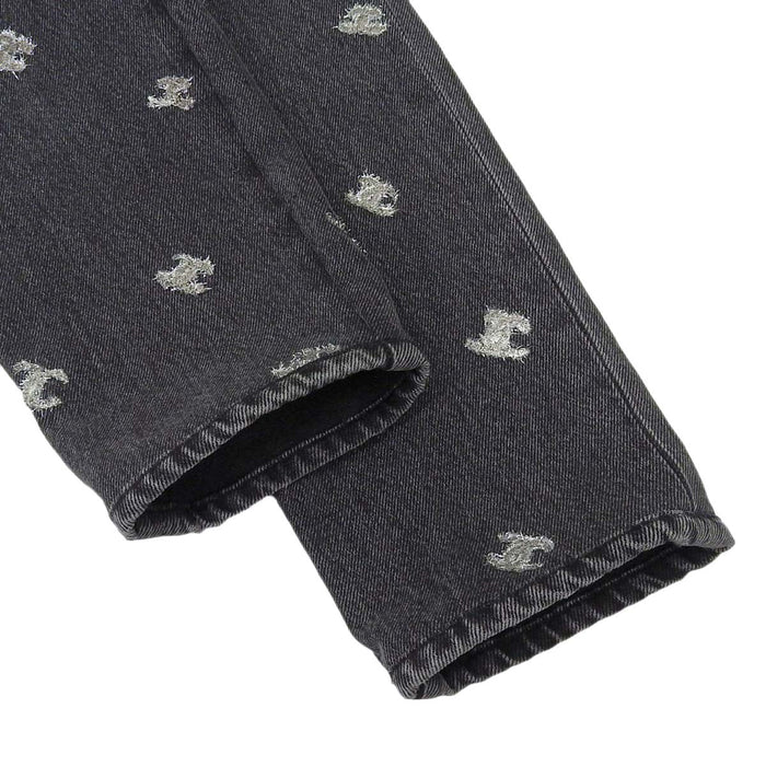 CHANEL
COCO Coco Button
Glitter Coco Mark Denim Pants