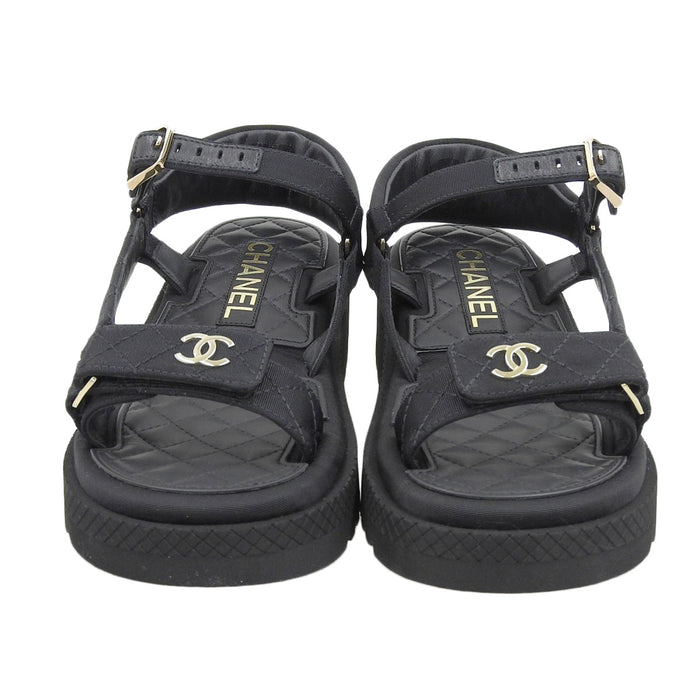 CHANEL
COCO Fabric Leather
Coco Mark Footbed Sandals
Matelassé
