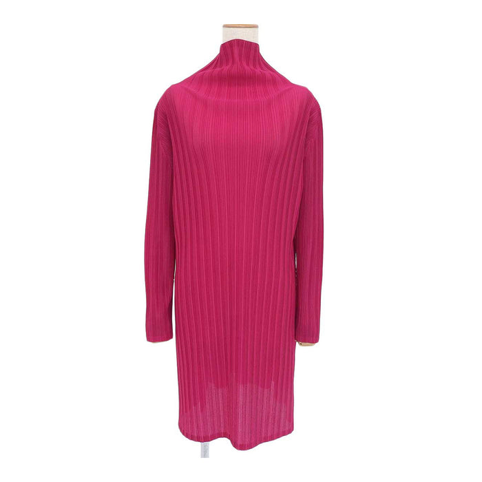 PLEATS PLEASE 
Pleats Please Issey Miyake 
High Neck Dress