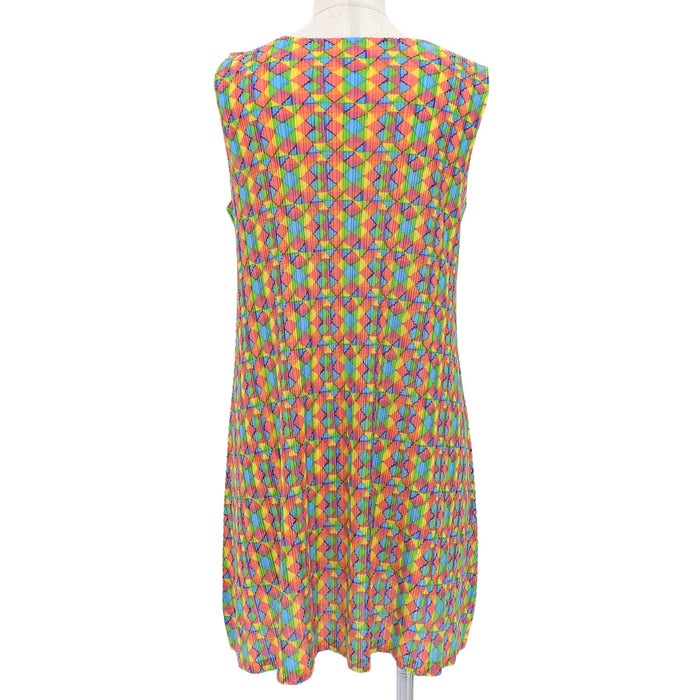 PLEATS PLEASE 
プリーツプリーズ イッセイミヤケ ノースリーブ 
総柄 ミニ ワンピース