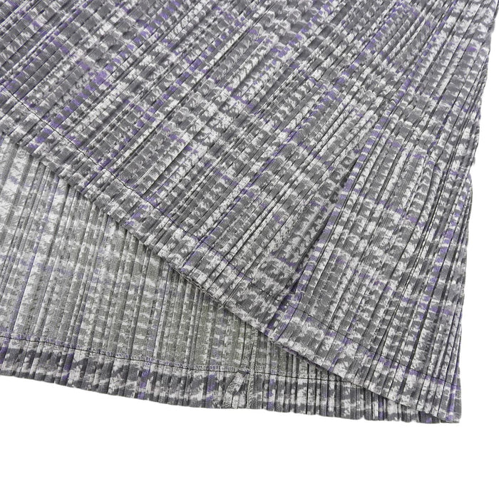 PLEATS PLEASE 
褶皱请 
三宅一生 全图案 
千鸟格子 裙子