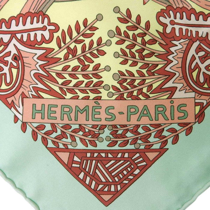 HERMES 
スカーフ 大判 ストール シルク 
カレジェアン Maitres de la Foret 森を司るもの