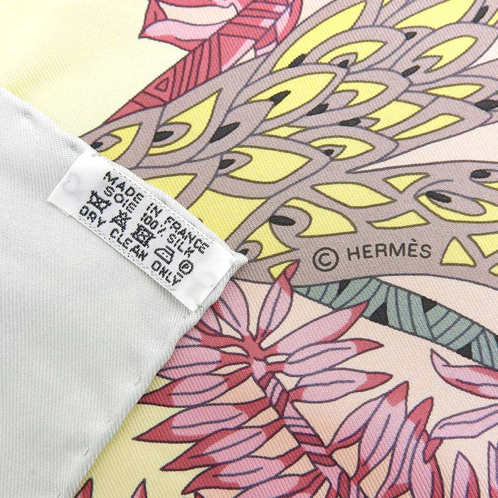 HERMES 
スカーフ 大判 ストール シルク 
カレジェアン Maitres de la Foret 森を司るもの
