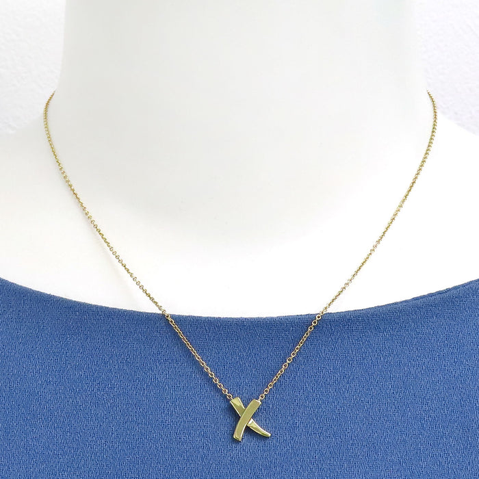 TIFFANY&Co. 
Kiss Necklace
