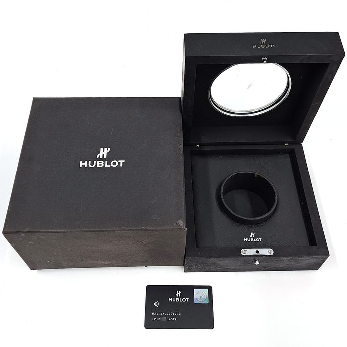 HUBLOT
Classic Fusion Titanium Black Shiny
With Box and Warranty Card