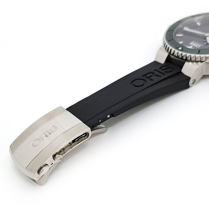 ORIS
Aquis Small Second Date
With Box and Warranty Card
