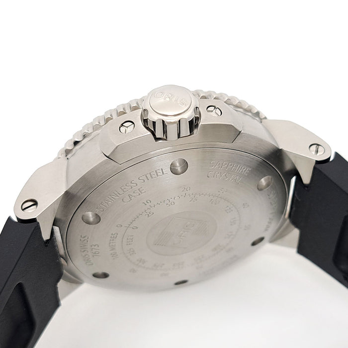 ORIS
Aquis Small Second Date
With Box and Warranty Card
