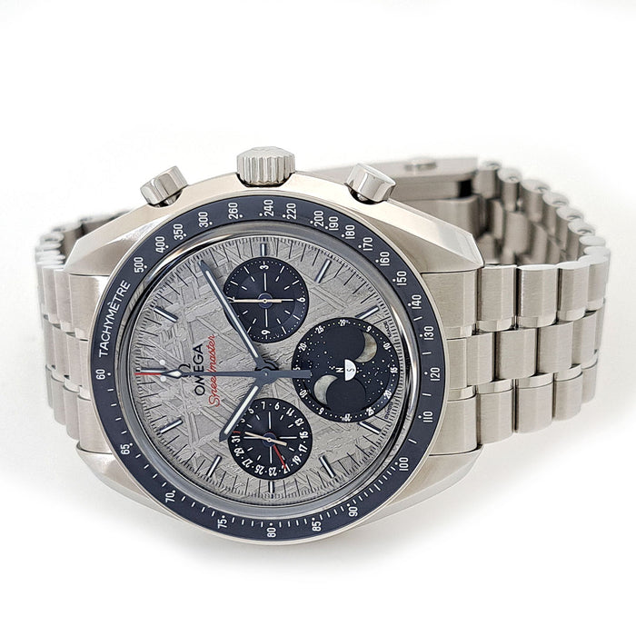 OMEGA
Speedmaster Moonphase Meteorite
With box and warranty card