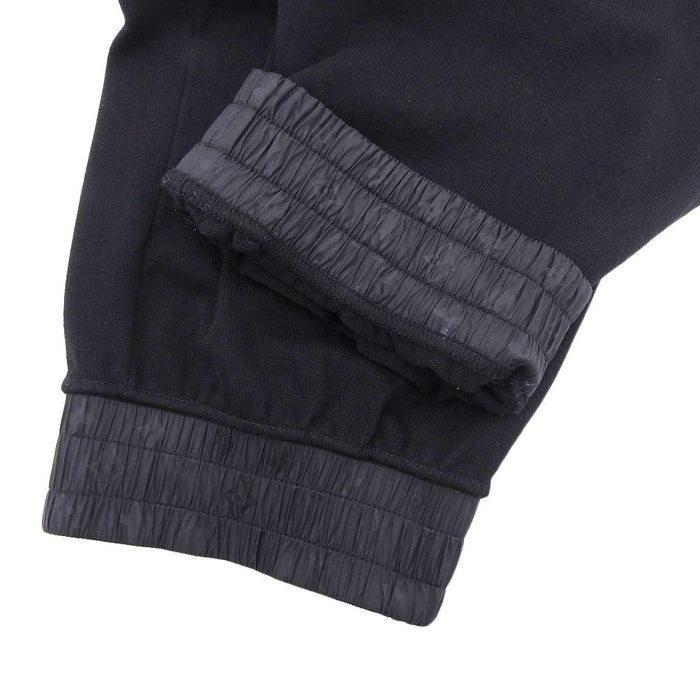 LOUIS VUITTON 
LV ロゴ コットン 23SS RM231Q ZLW HON41W 
モノグラム ナイロン ハイブリッドジョギングパンツ