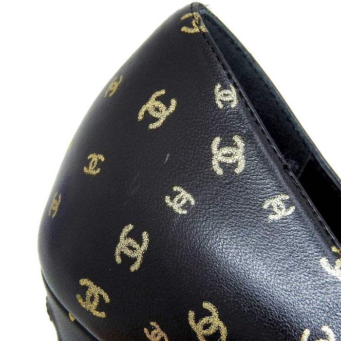 CHANEL
COCO Logo Leather Patent
Coco Mark High Heel Pumps