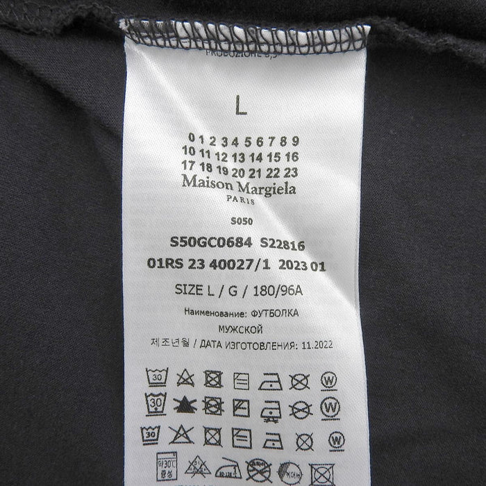 Maison Margiela 
コットン 刺繍 
カレンダーグラフィック ロゴ Tシャツ