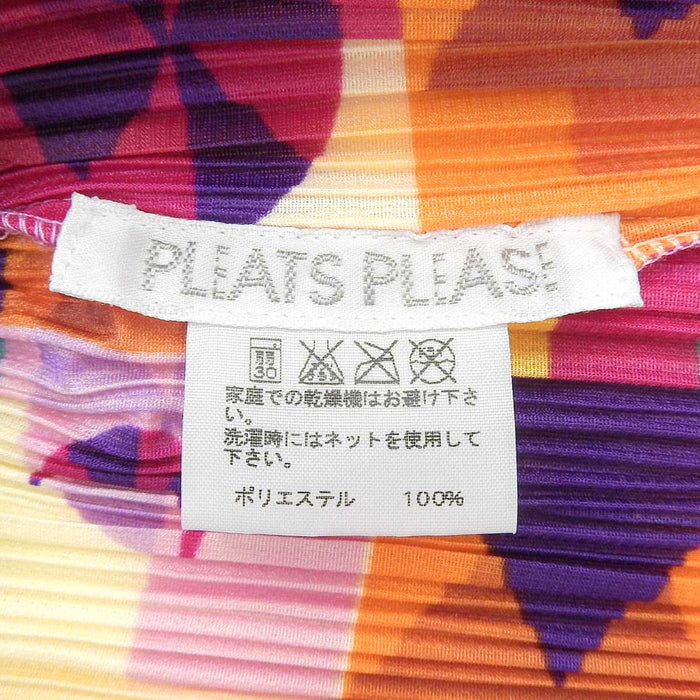 ISSEY MIYAKE 
Plis s'il vous plaît Issey Miyake 
PLEATS PLEASE chemise à manches mi-longues avec drapeau national