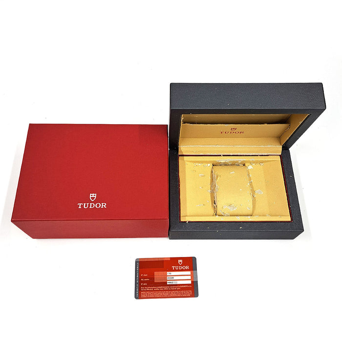 TUDOR
Sports Chronograph
With Box and Warranty Card