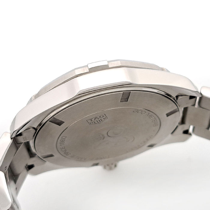 TAG HEUER 
Aquaracer