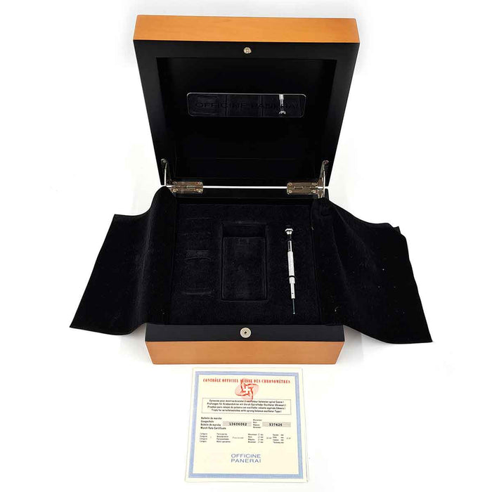 OFFICINE PANERAI
Luminor Marina 44
With Box