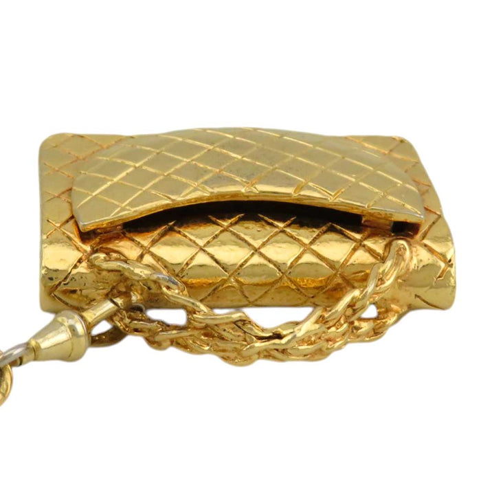 CHANEL 
标志 COCO CC 金色金属 
可可标志 绗缝包 图案 项链