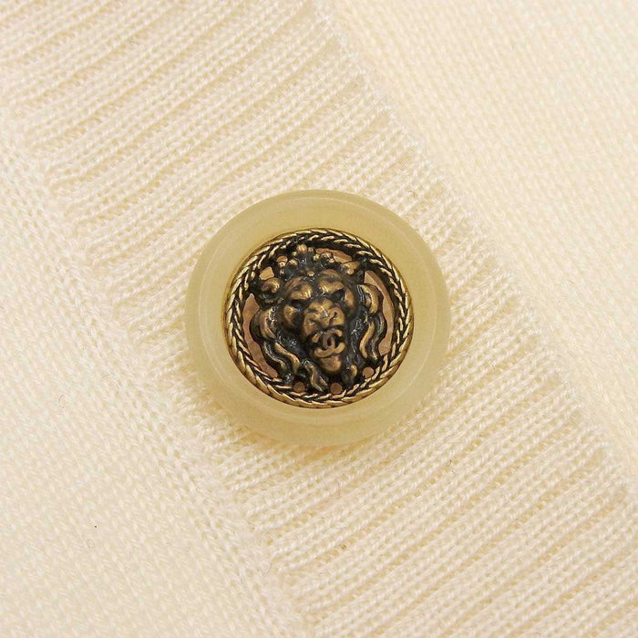 CHANEL 
COCO ライオンボタン ノースリーブ 13A カシミヤ混 シルク混 
ココマーク ヘンリーネック ベスト