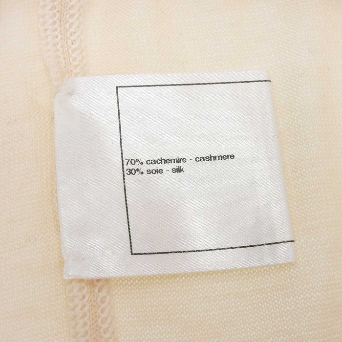 CHANEL 
COCO ライオンボタン ノースリーブ 13A カシミヤ混 シルク混 
ココマーク ヘンリーネック ベスト