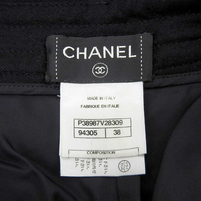 CHANEL 
COCO ロゴ シルバーカラー金具 
ココマーク ターンロック ウール パンツ