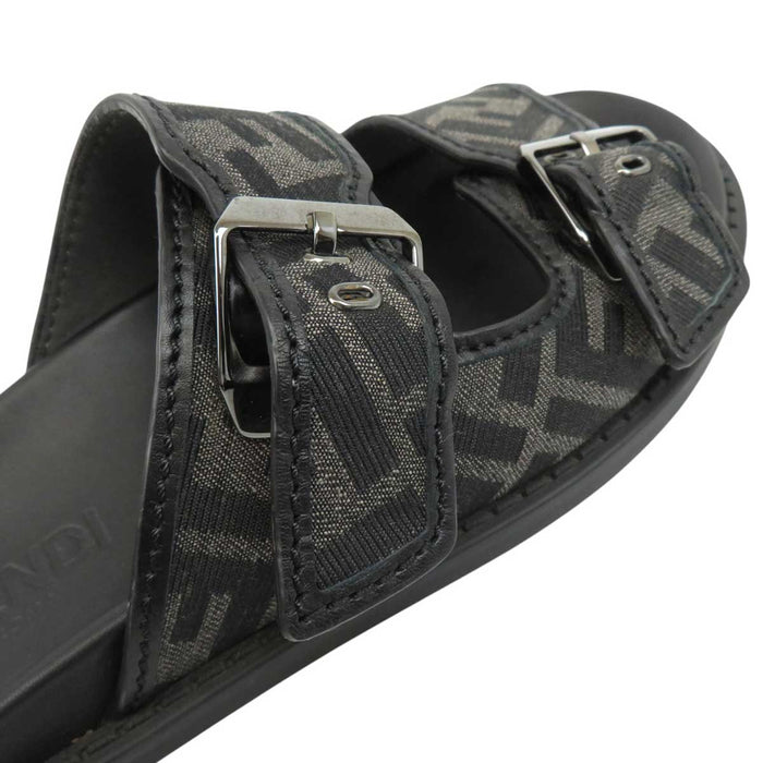 FENDI 
FF柄 ジャカード ファブリック 
ズッカ柄 フィール サンダル