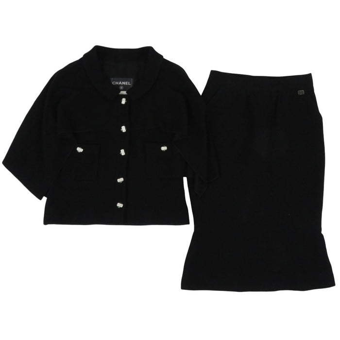 CHANEL
COCO CC Coco Button Rhinestone Silk Blend
Coco Mark Tweed Set Up