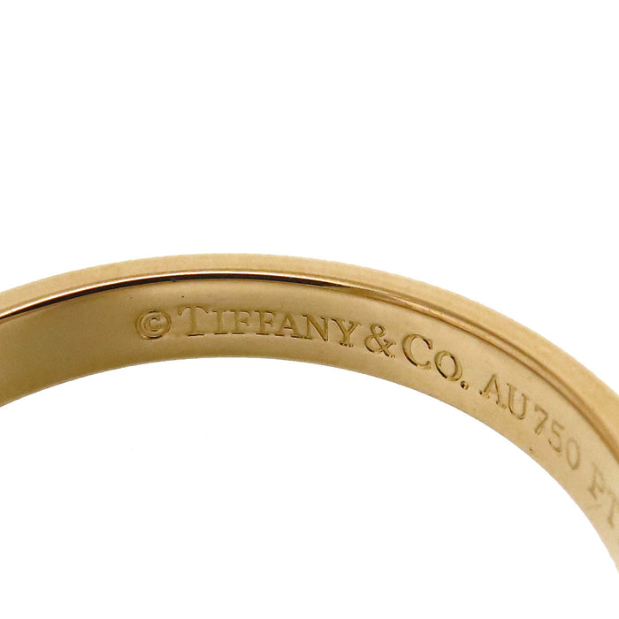 TIFFANY&Co. 
Anello a fascia Milgrain