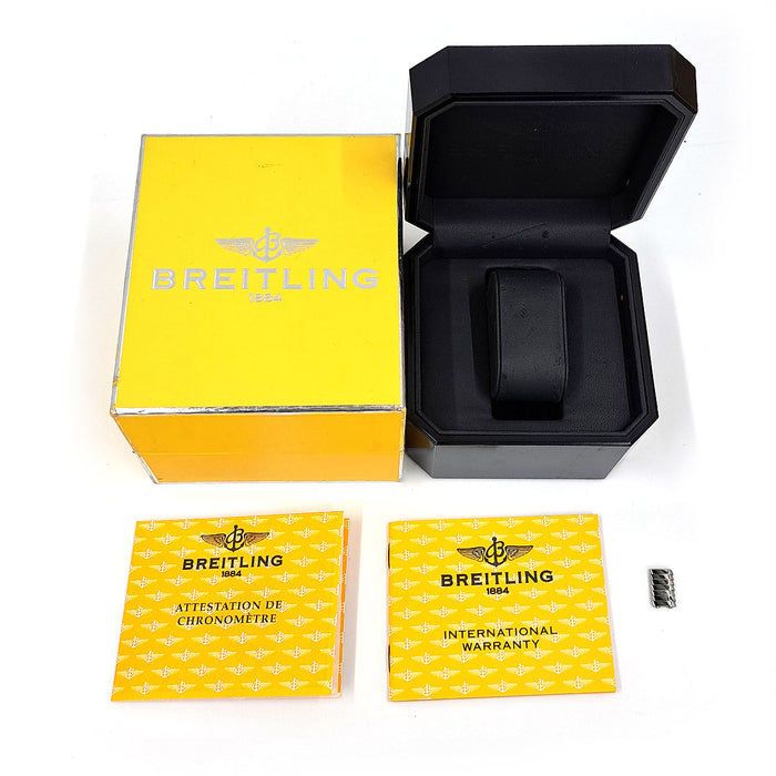BREITLING 
ナビタイマー　クロノグラフ 
箱ギャラ付