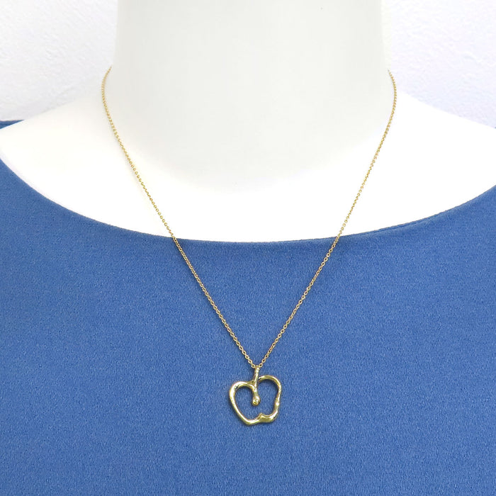 TIFFANY&Co. 
Apple Necklace