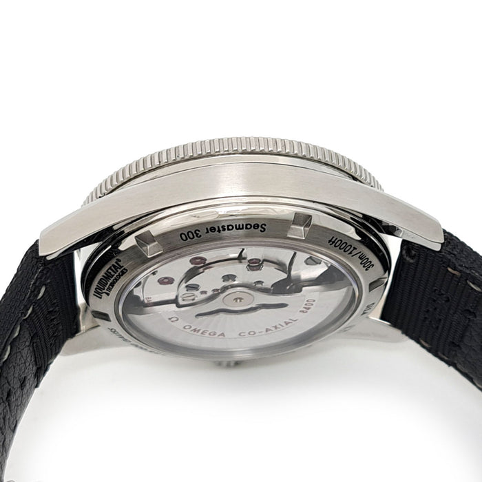 OMEGA 
Seamaster 300M 
Avec garantie