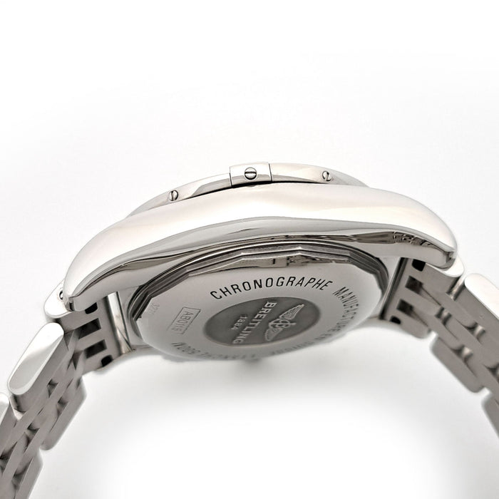 BREITLING
Chronomat 44
With box and warranty card