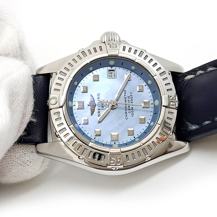 BREITLING
Calistino Date
Avec boîte et garantie
