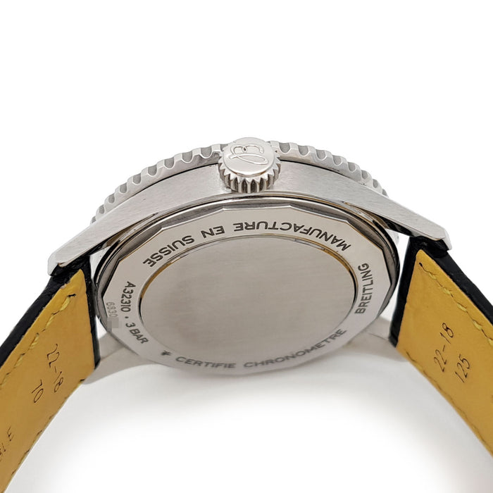 BREITLING
Navitimer Automatic GMT
With box and warranty card