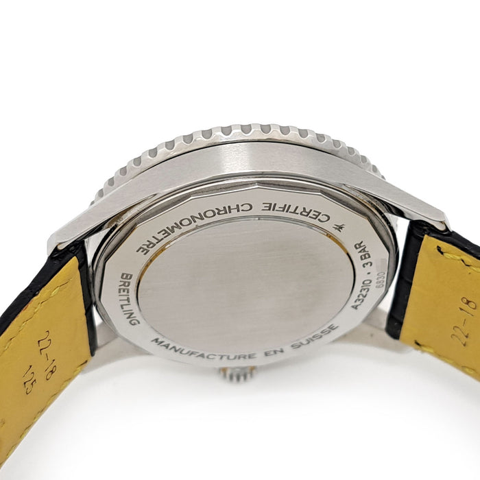 BREITLING
Navitimer Automatic GMT
With box and warranty card