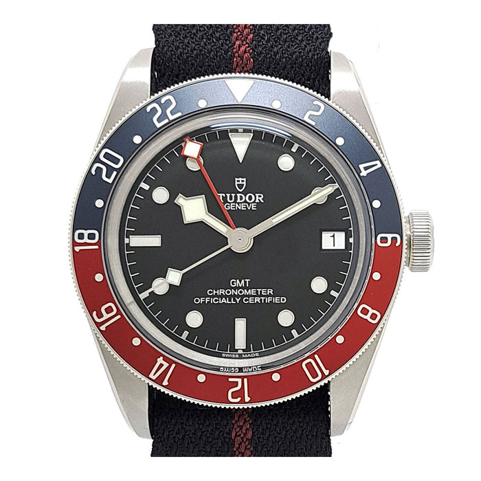 TUDOR
Heritage Black Bay
With box and warranty card