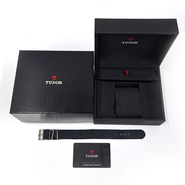 TUDOR
Heritage Black Bay Chrono
With box and warranty card