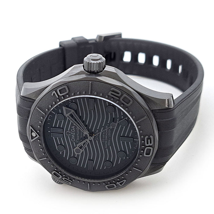OMEGA 
Seamaster Diver 300M 
Con scatola e garanzia