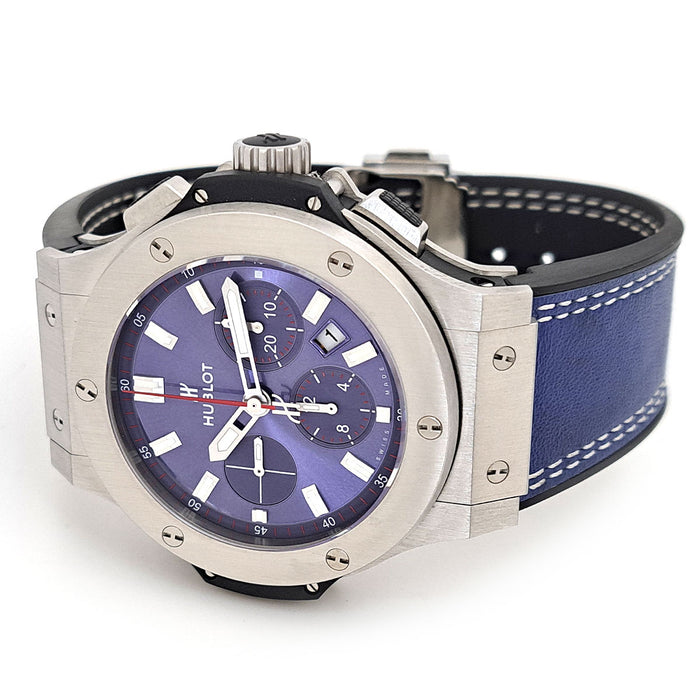 HUBLOT 
Big Bang Blue Victory Japan National Team Model 
With Box and Warranty Card