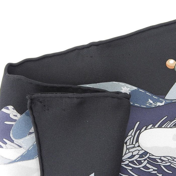 HERMES
Silk Large Winter Snow Dome
Carré 90 Noel au 24 Faubourg Scarf
Christmas at 24 Faubourg Street