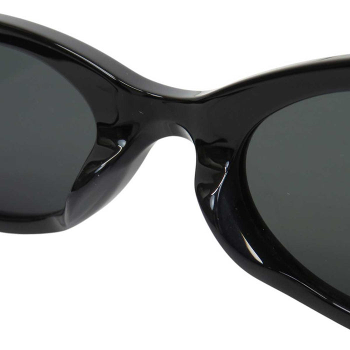 Maison Margiela 
× Gentle Monster forma ovale 
× GENTLE MONSTER collaborazione occhiali da sole
