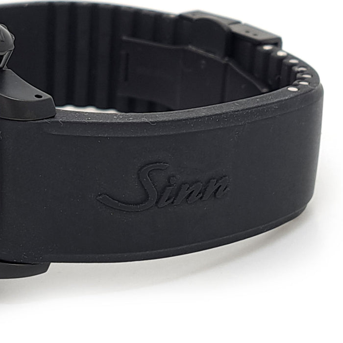 Sinn 
U1 
With box and warranty card
