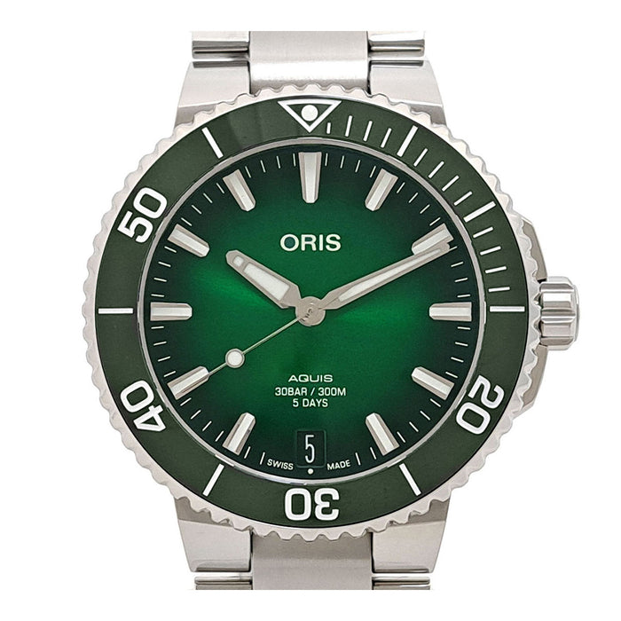 ORIS 
Aquis Date Caliber 400 
With Box and Warranty Card