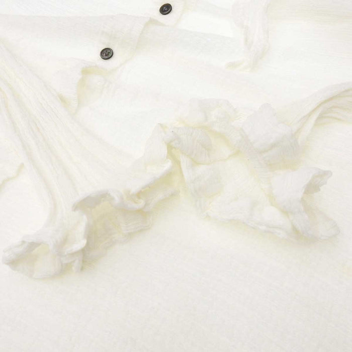 ISSEY MIYAKE 
Volants me ISSEY MIYAKE 
Chemise froncée transparente me ISSEY MIYAKE