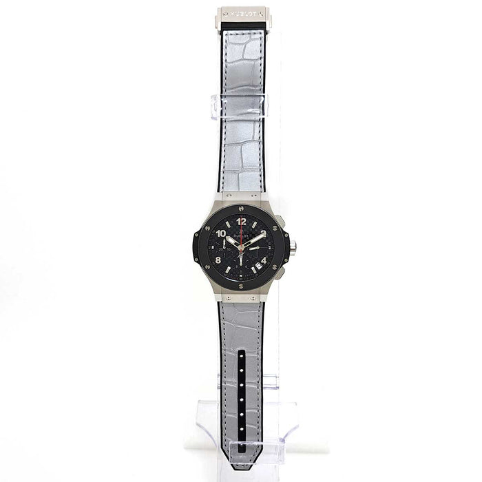 HUBLOT
Big Bang Steel Ceramic Carbon Dial
With Box and Warranty Card