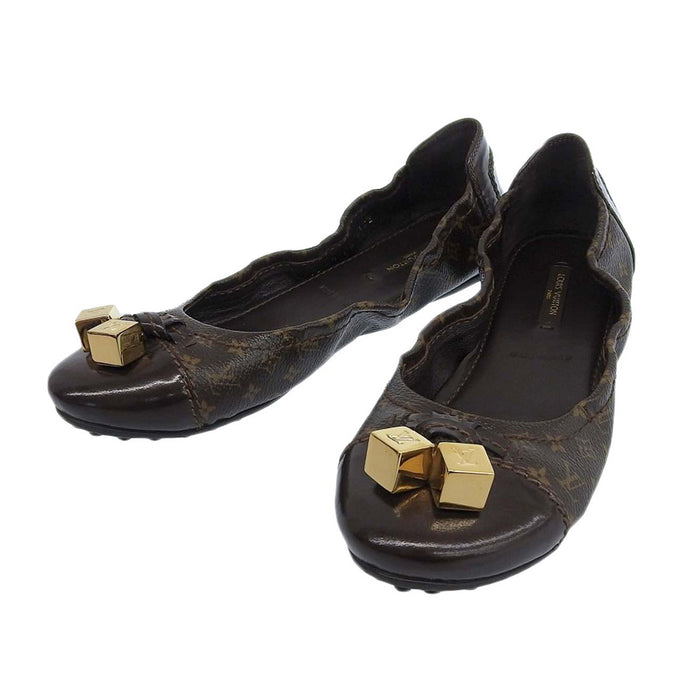 LOUIS VUITTON 
LV cuir cube métal 
ballerines monogramme