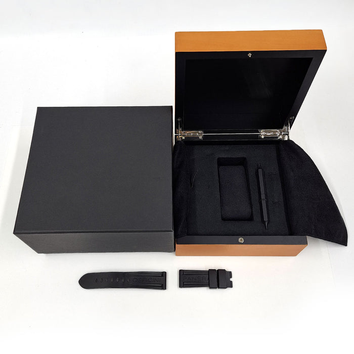 OFFICINE PANERAI 
Luminor Marina Data 
Con scatola