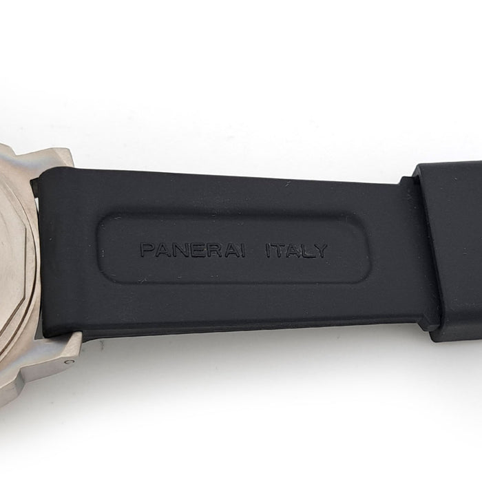 OFFICINE PANERAI 
Luminor Submersible 
Con garanzia