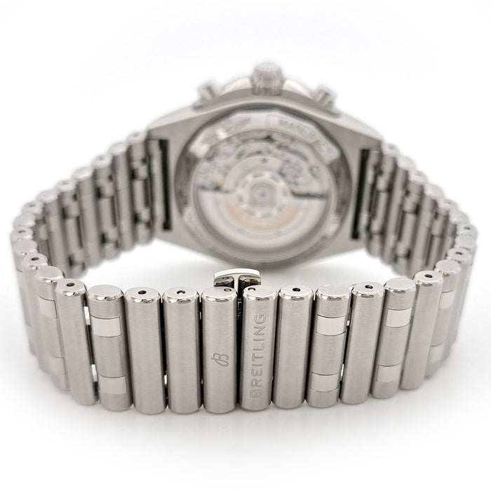 BREITLING
Chronomat Japan Edition
With Box and Warranty Card