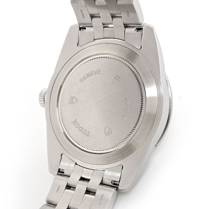 TUDOR
Glamour Double Date
With Box and Papers